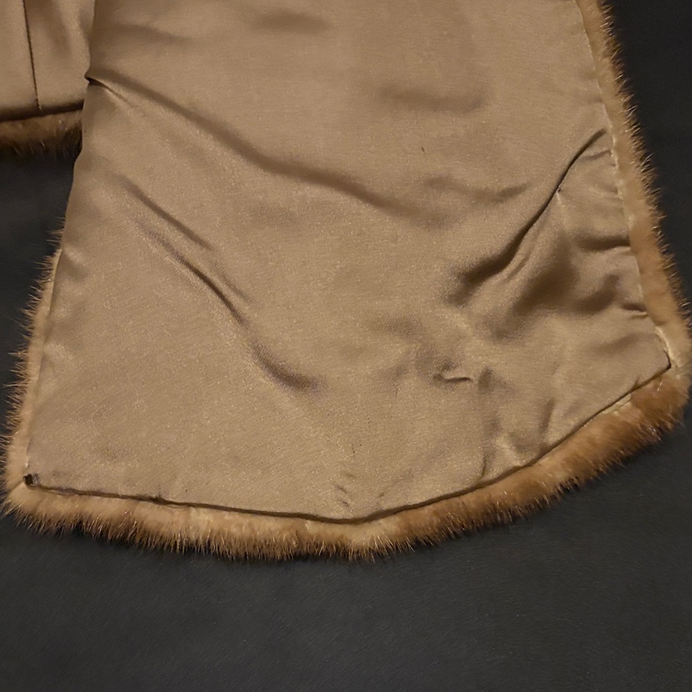 Elegant Vintage Mink Fur Stole in Rich Brown - Picture 11 of 14